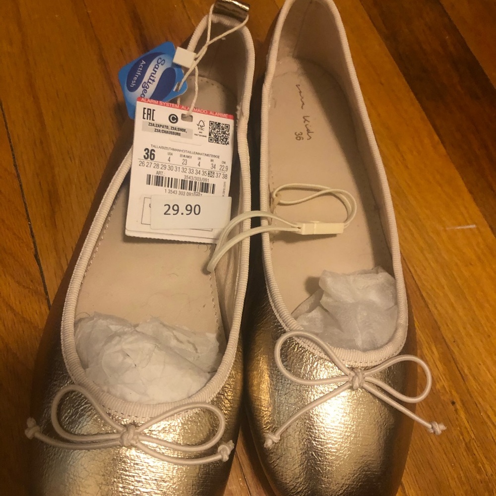 New Zara Girls School Ballet Shoes Never Worn!